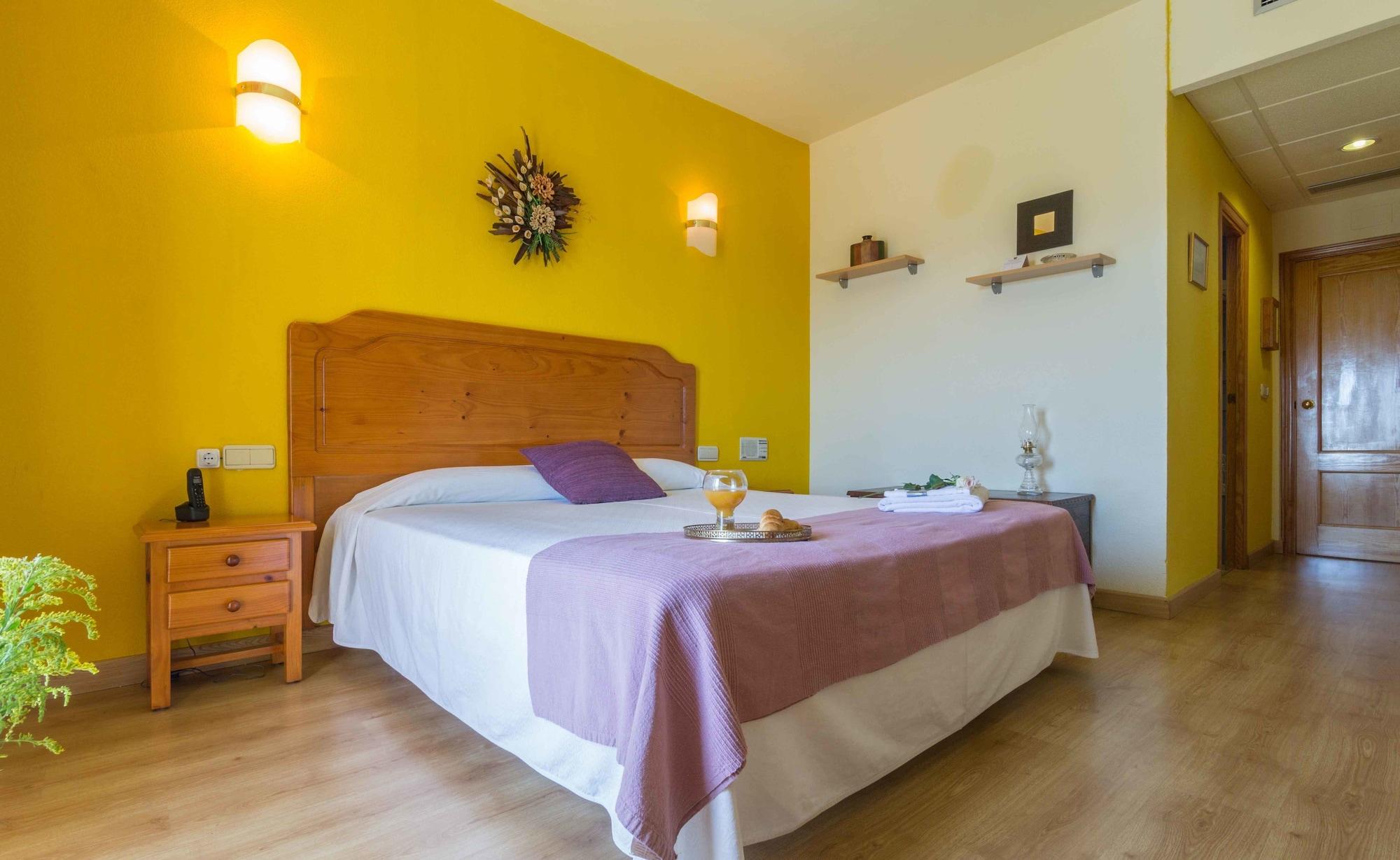 חרז דה לוס קבאלרוס Hotel Los Templarios מראה חיצוני תמונה