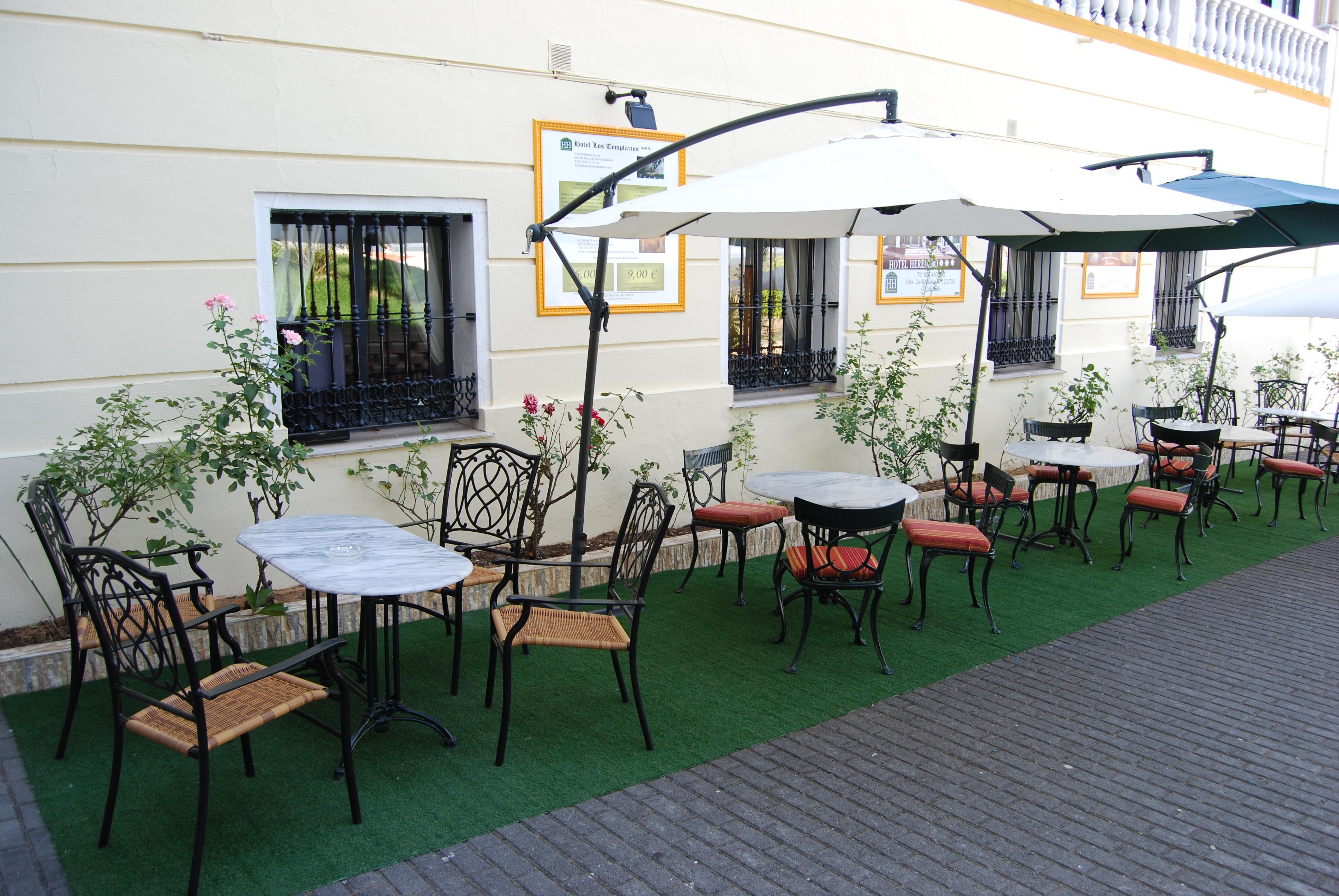 חרז דה לוס קבאלרוס Hotel Los Templarios מראה חיצוני תמונה