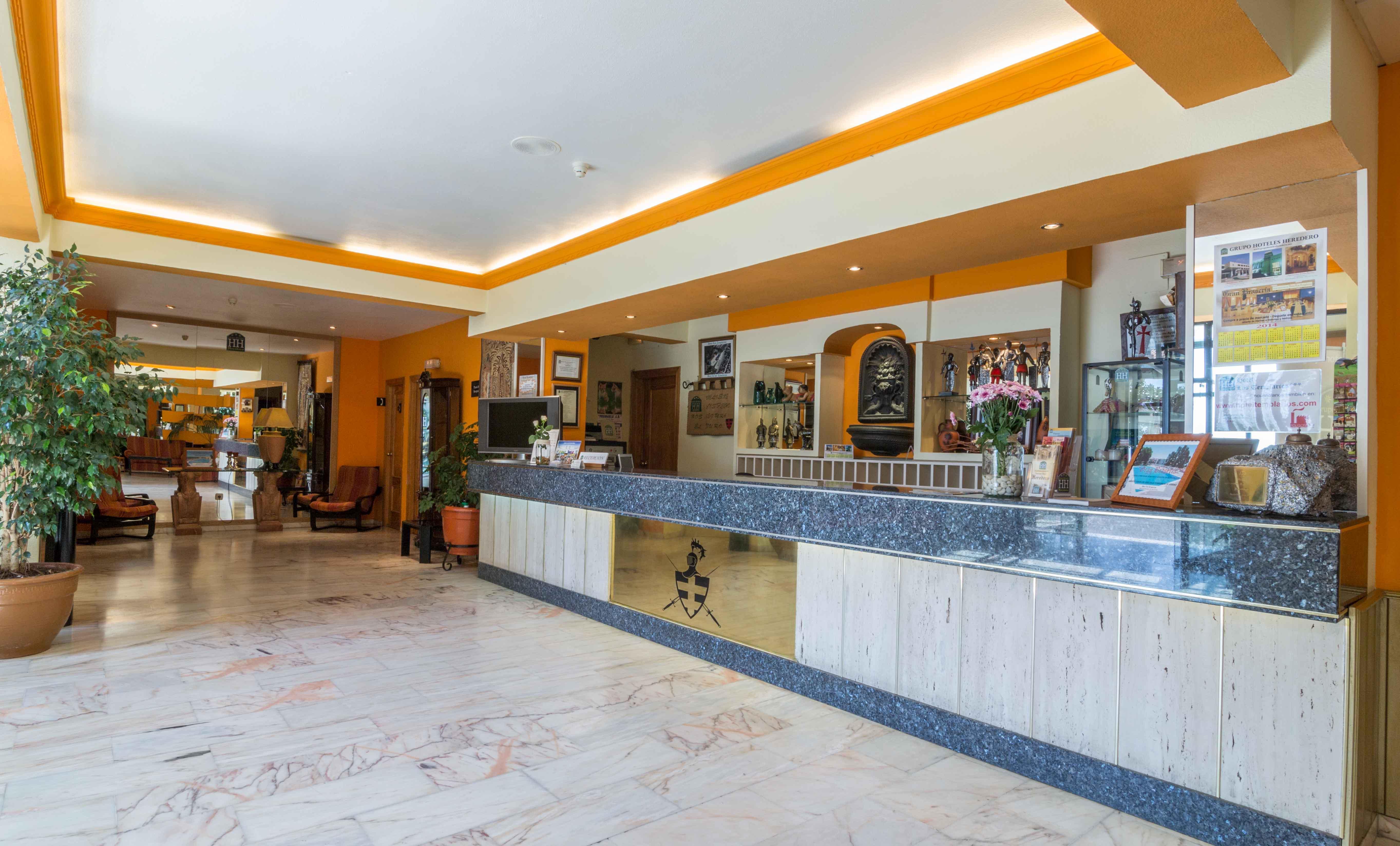 חרז דה לוס קבאלרוס Hotel Los Templarios מראה חיצוני תמונה