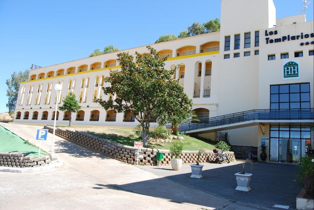 חרז דה לוס קבאלרוס Hotel Los Templarios מראה חיצוני תמונה